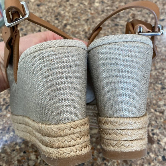 Tory Burch Tan Espadrilles Size 9 Wedge Majorca Sandal - Picture 5 of 9
